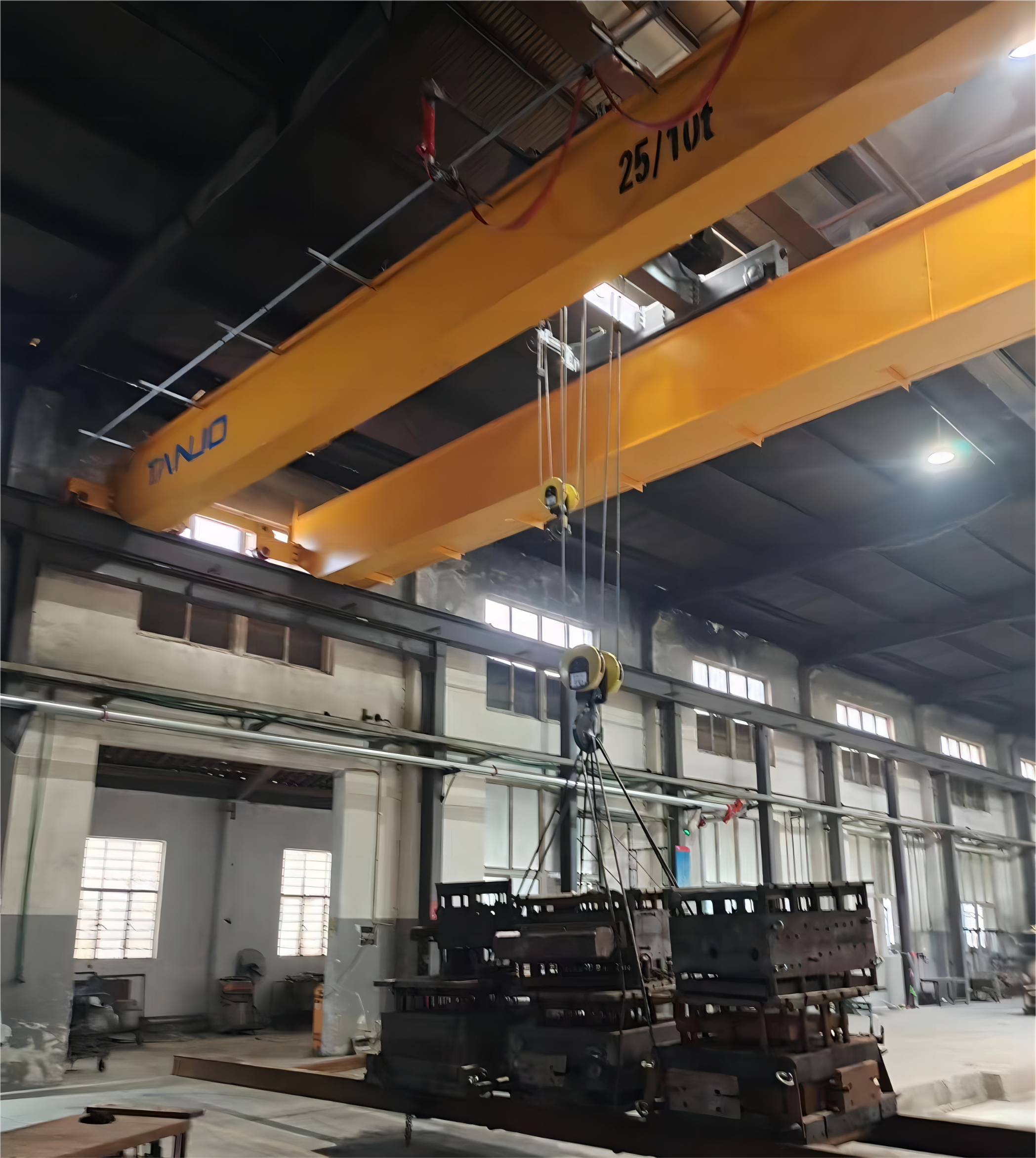 歐式電動(dòng)葫蘆橋式起重機(jī)